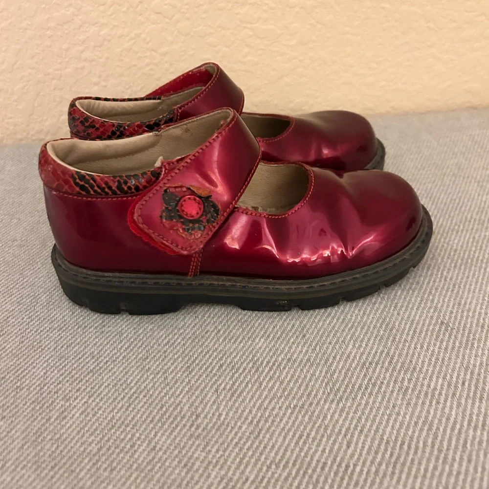 Elefanten Girls Red Patent Leather Mary Jane Shoes Sz US 27 W (10 T)